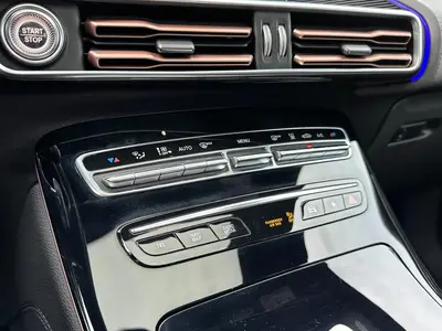 Mercedes-Benz EQC - Thumbnail 20
