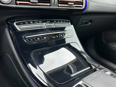 Mercedes-Benz EQC - Thumbnail 21
