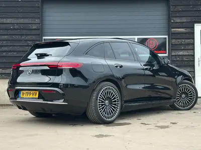 Mercedes-Benz EQC - Thumbnail 5