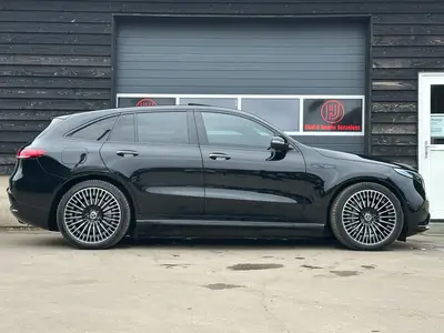 Mercedes-Benz EQC - Thumbnail 8