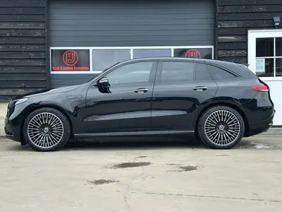 Mercedes-Benz EQC - Thumbnail 9