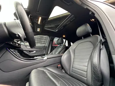 Mercedes-Benz EQC - Thumbnail 10