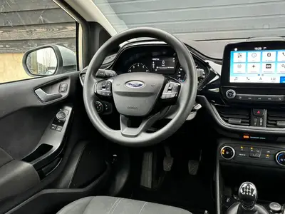 Ford Fiesta - Thumbnail 13