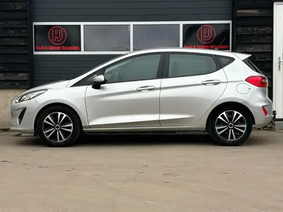 Ford Fiesta - Thumbnail 8
