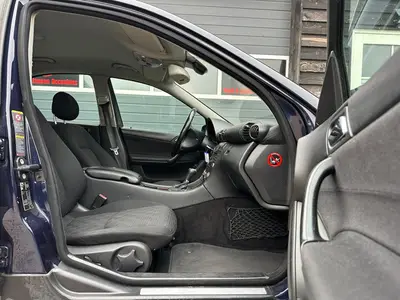 Mercedes-Benz C-Klasse - Thumbnail 11