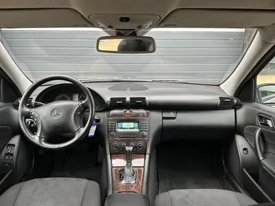 Mercedes-Benz C-Klasse - Thumbnail 12