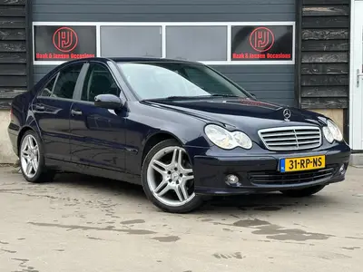 Mercedes-Benz C-Klasse - Thumbnail 3