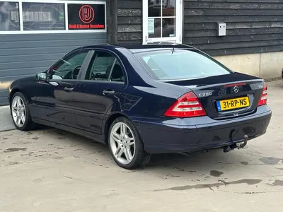 Mercedes-Benz C-Klasse - Thumbnail 24