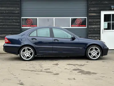 Mercedes-Benz C-Klasse - Thumbnail 8