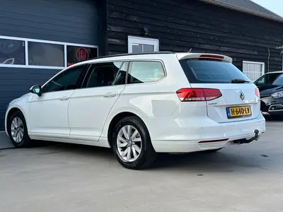 Volkswagen Passat - Thumbnail 34