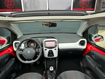 Peugeot 108 - Thumbnail 12