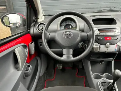 Toyota Aygo - Thumbnail 15