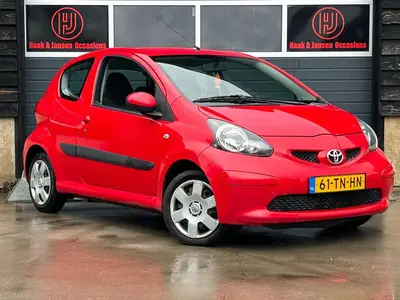 Toyota Aygo - Thumbnail 3