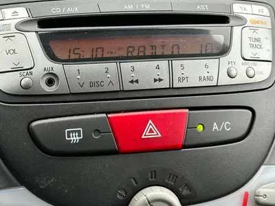 Toyota Aygo - Thumbnail 22