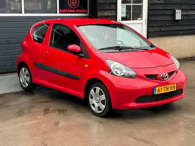 Toyota Aygo - Thumbnail 25