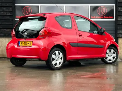 Toyota Aygo - Thumbnail 5