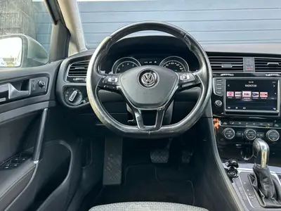 Volkswagen Golf - Thumbnail 15