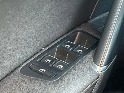 Volkswagen Golf - Thumbnail 28