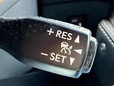 Lexus NX - Thumbnail 25