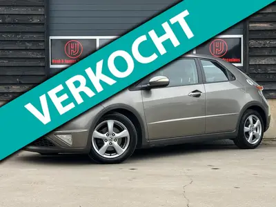 Honda Civic - Thumbnail 2