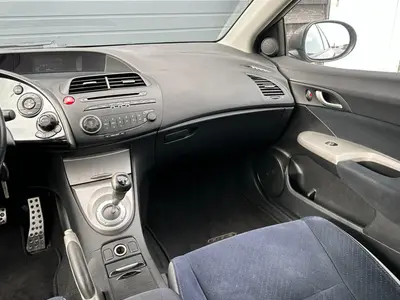 Honda Civic - Thumbnail 13