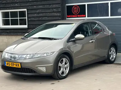 Honda Civic - Thumbnail 26