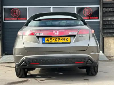 Honda Civic - Thumbnail 7