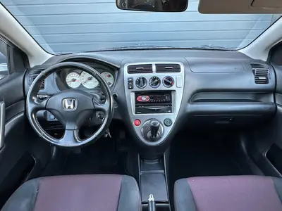 Honda Civic - Thumbnail 12