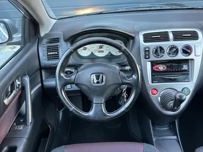 Honda Civic - Thumbnail 15