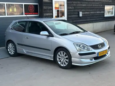 Honda Civic - Thumbnail 27