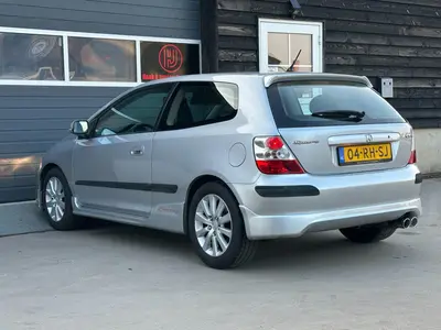 Honda Civic - Thumbnail 28