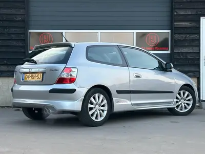 Honda Civic - Thumbnail 5