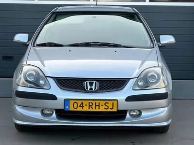 Honda Civic - Thumbnail 6