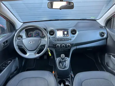 Hyundai i10 - Thumbnail 12