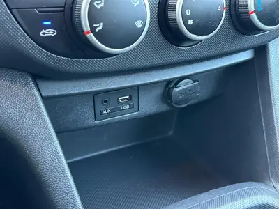 Hyundai i10 - Thumbnail 19