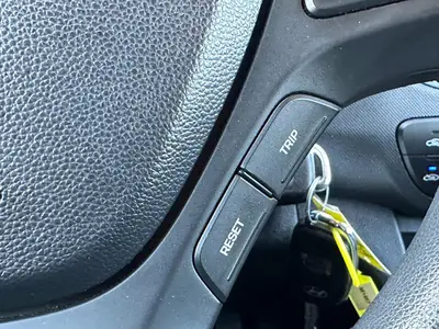 Hyundai i10 - Thumbnail 23