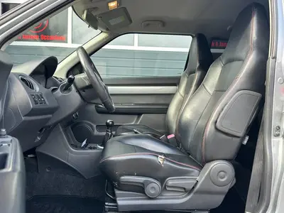 Suzuki Swift - Thumbnail 11