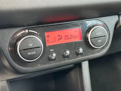 Suzuki Swift - Thumbnail 18