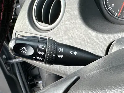 Suzuki Swift - Thumbnail 23