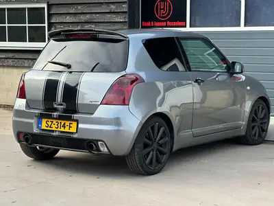 Suzuki Swift - Thumbnail 27