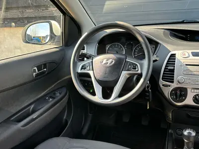 Hyundai i20 - Thumbnail 12