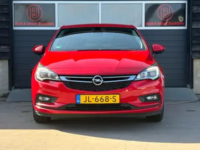 Opel Astra - Thumbnail 8