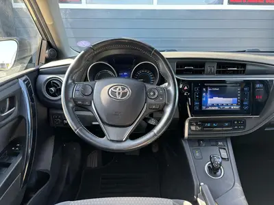 Toyota Auris Touring Sports - Thumbnail 15