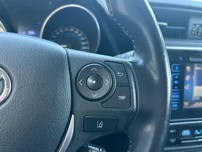 Toyota Auris Touring Sports - Thumbnail 19