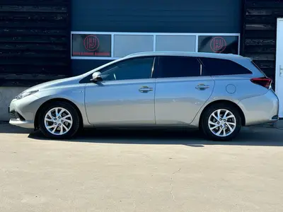 Toyota Auris Touring Sports - Thumbnail 7