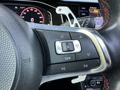 Volkswagen Polo - Thumbnail 21