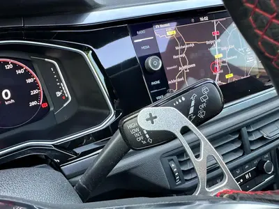 Volkswagen Polo - Thumbnail 23