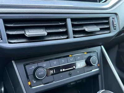 Volkswagen Polo - Thumbnail 32