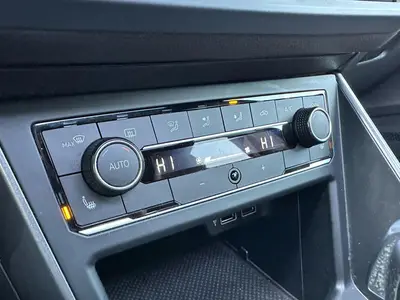 Volkswagen Polo - Thumbnail 33