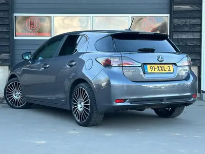 Lexus CT - Thumbnail 4